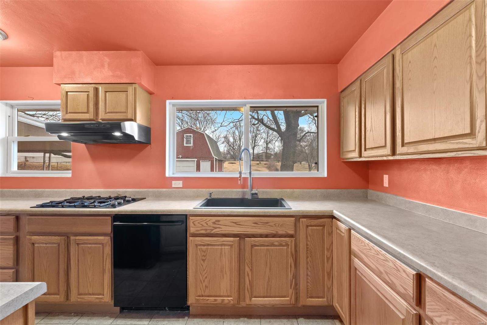 7175 Howdershell Road Hazelwood, MO 63031 - Photo 11 of 25 Gallery Image 11