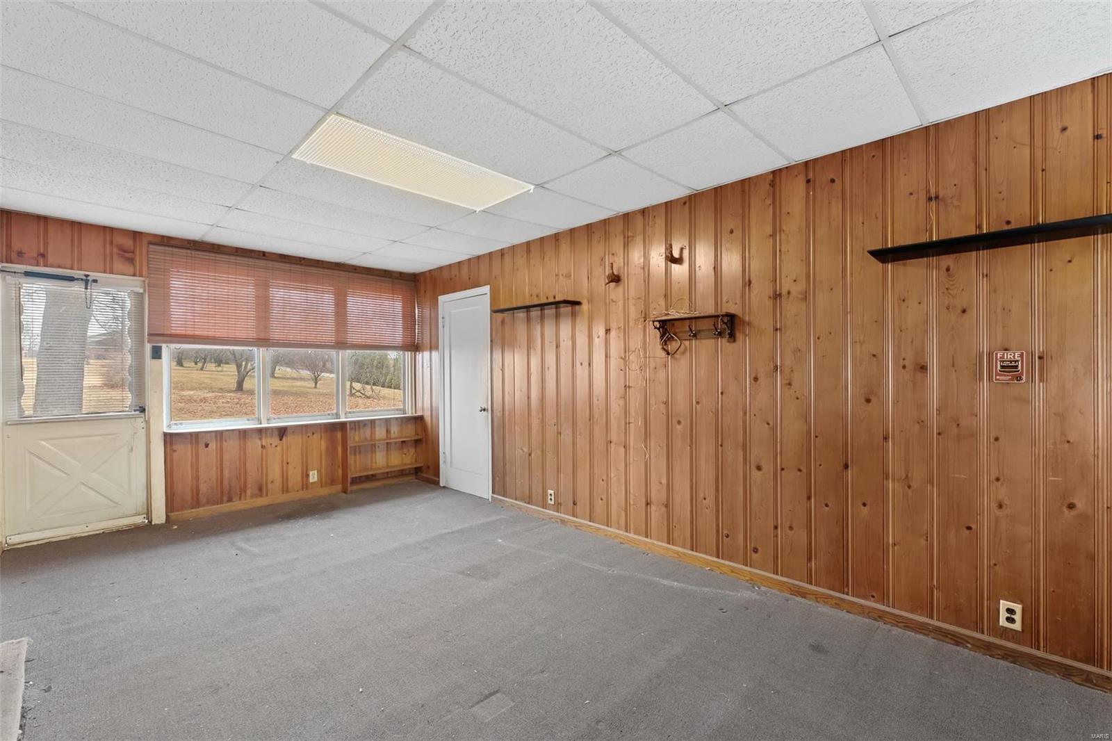 7175 Howdershell Road Hazelwood, MO 63031 - Photo 16 of 25 Gallery Image 16