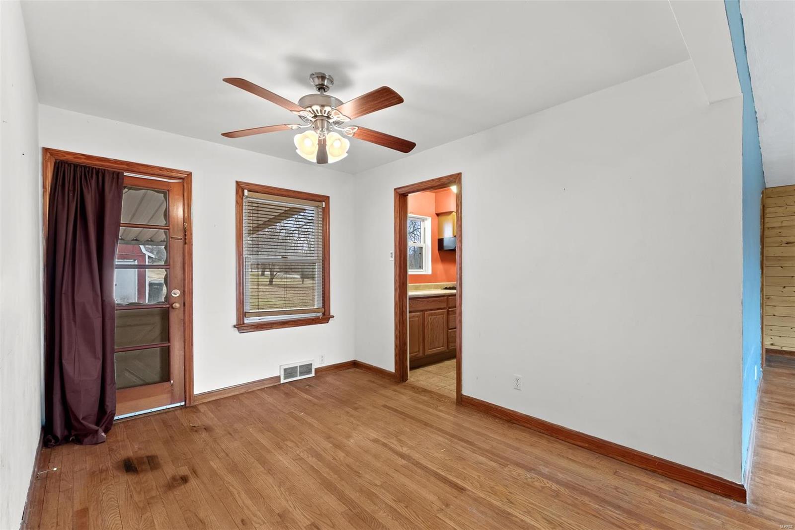 7175 Howdershell Road Hazelwood, MO 63031 - Photo 17 of 25 Gallery Image 17