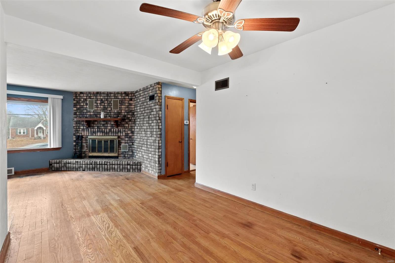 7175 Howdershell Road Hazelwood, MO 63031 - Photo 18 of 25 Gallery Image 18