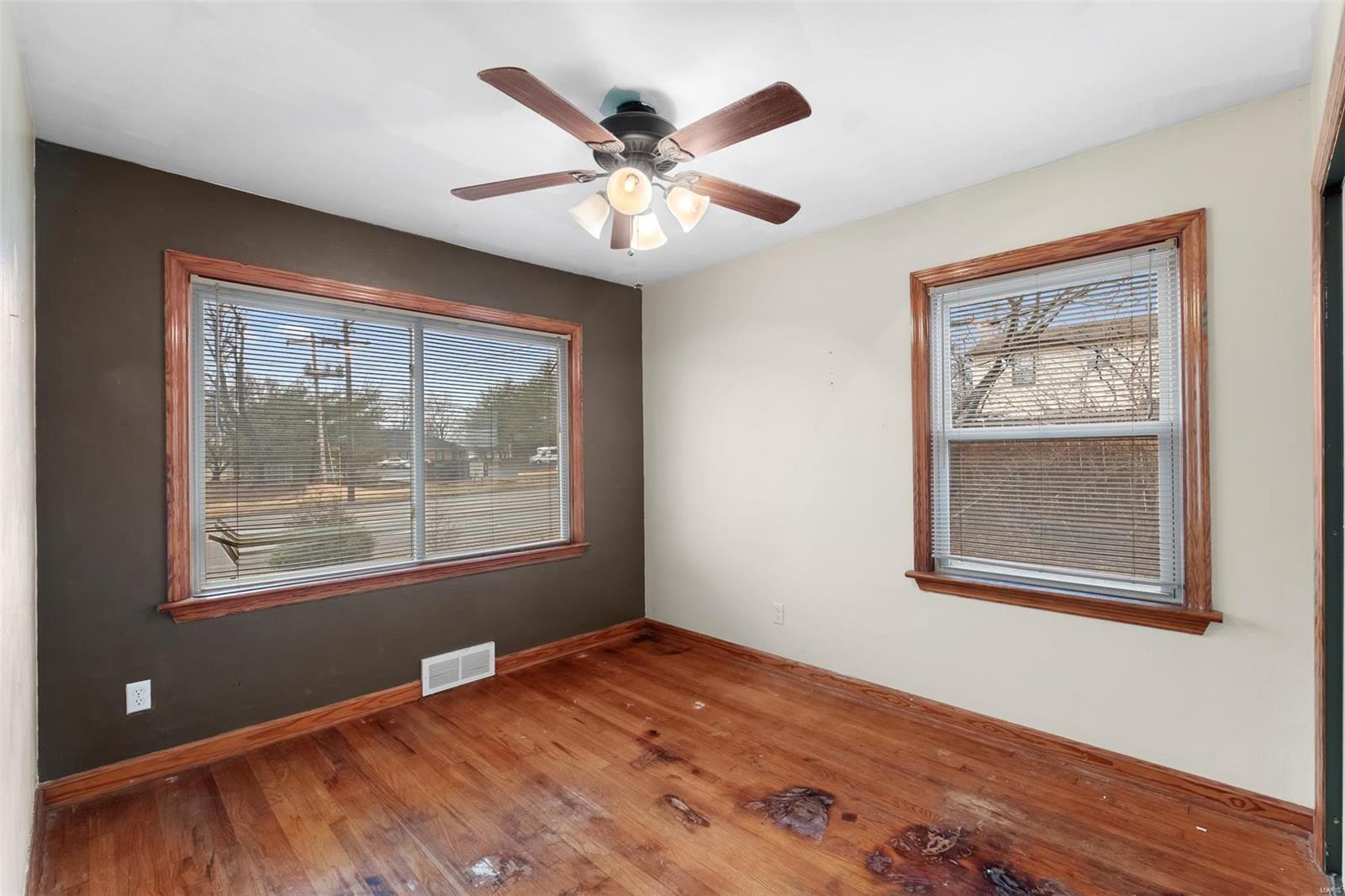 7175 Howdershell Road Hazelwood, MO 63031 - Photo 20 of 25 Gallery Image 20