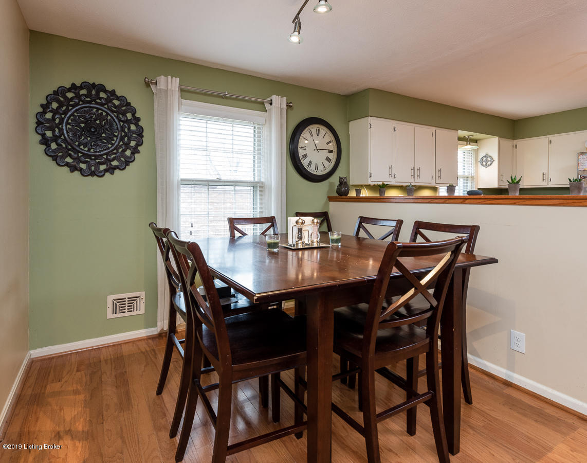4104 Cottagehill Road Louisville, KY 40299 - Photo 13 of 42 4104 Cottage Hill Rd (13 of 42)