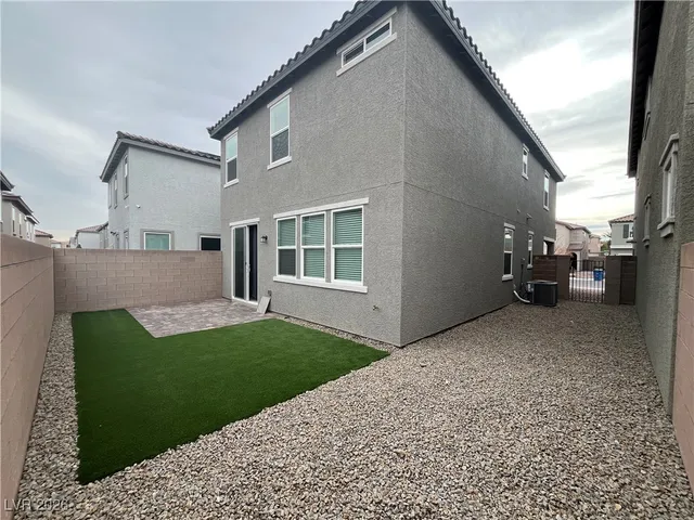 $2,250 | 9110 Nostrand Avenue, Las Vegas, NV 89148