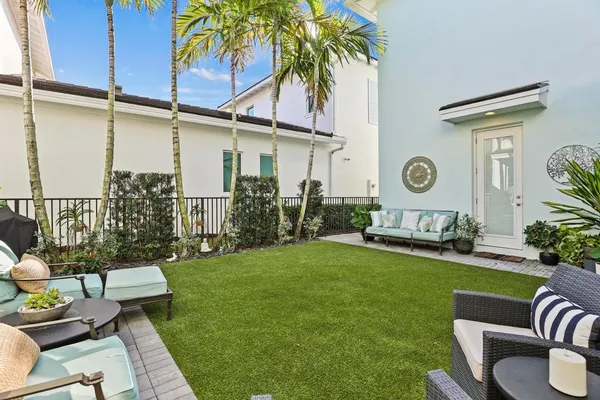 $1,725,000 | 7037 Edison Place, Palm Beach Gardens, FL 33418