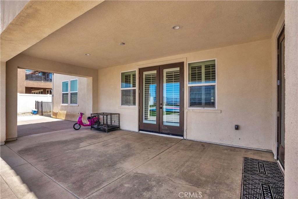 17195 Compass Drive Riverside, CA 92503 - Photo 62 of 75 a view of a livingroom with furniture and an entryway