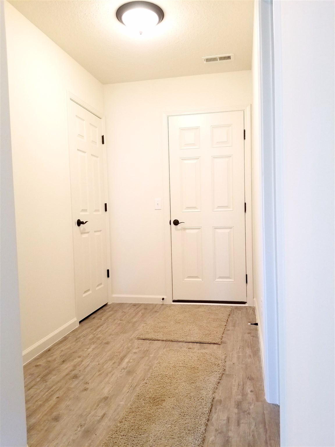 2223 Blue Spring Run Fort Wayne, IN 46808 - Photo 14 of 21 Gallery Image 14