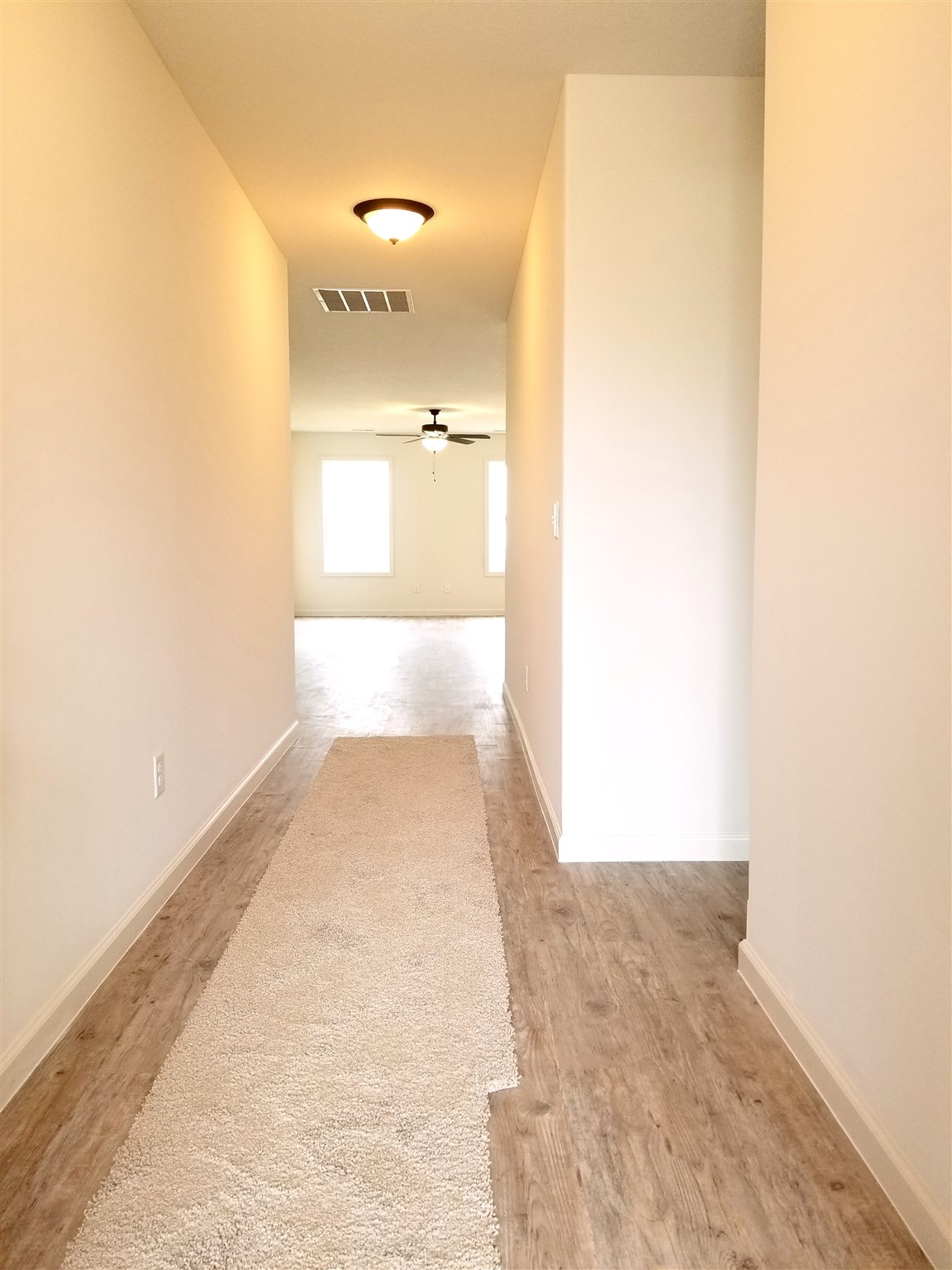 2223 Blue Spring Run Fort Wayne, IN 46808 - Photo 5 of 21 Gallery Image 5