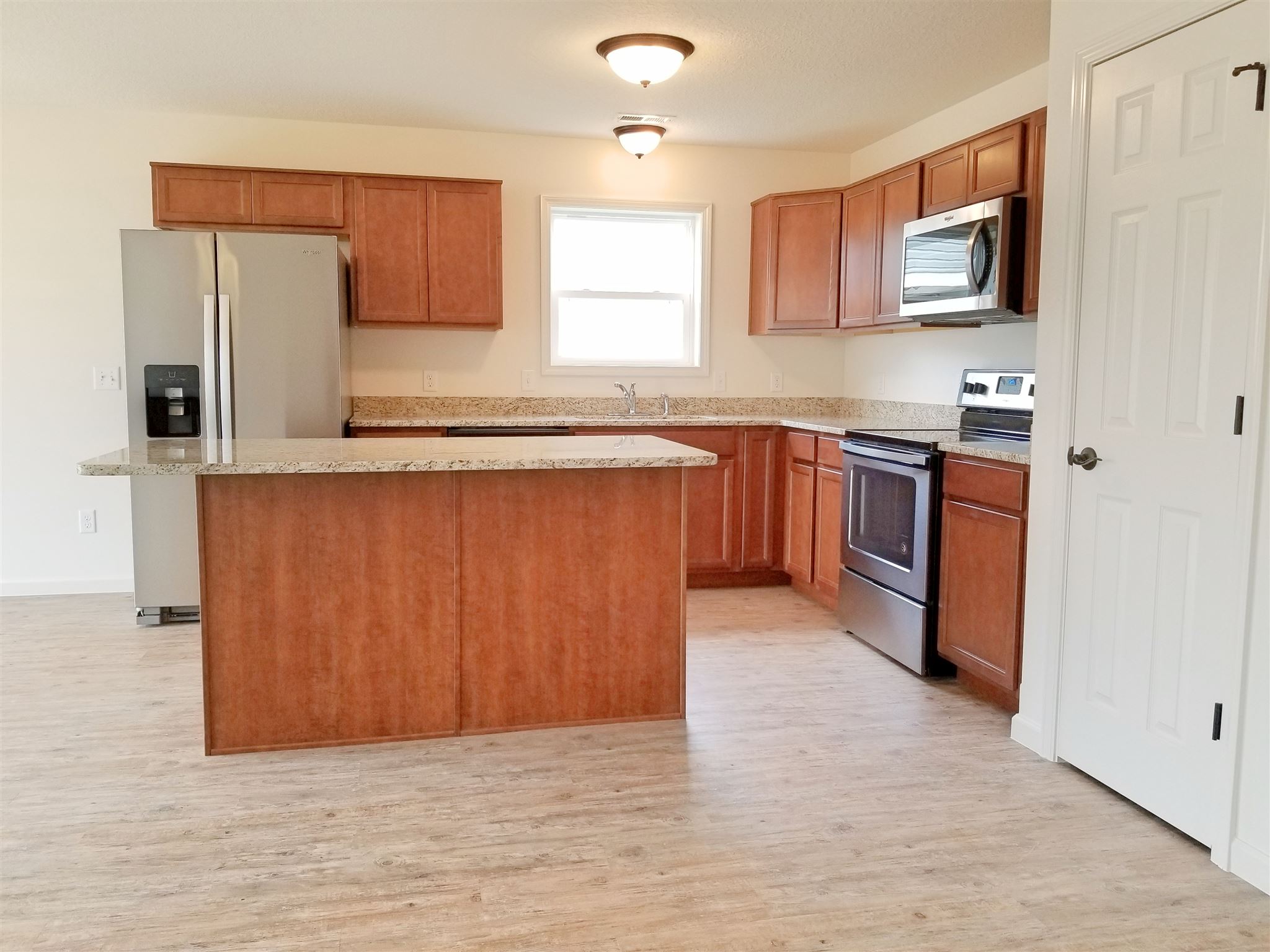2223 Blue Spring Run Fort Wayne, IN 46808 - Photo 8 of 21 Gallery Image 8