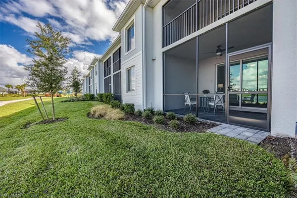 $2,675 | 5427 Double Eagle Circle, Unit 2811, Immokalee, FL 34142