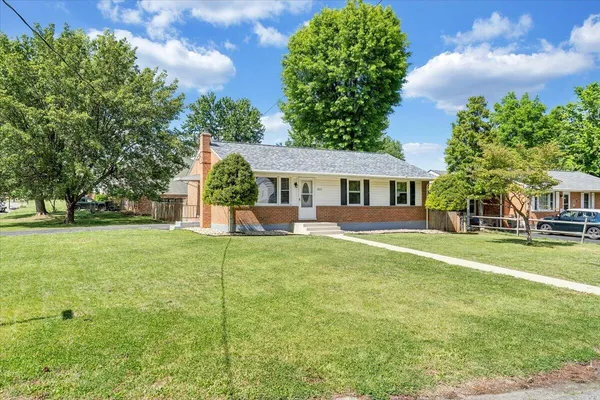 $299,999 | 2819 Embassy Drive, Roanoke, VA 24019