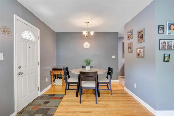$299,999 | 2819 Embassy Drive, Roanoke, VA 24019