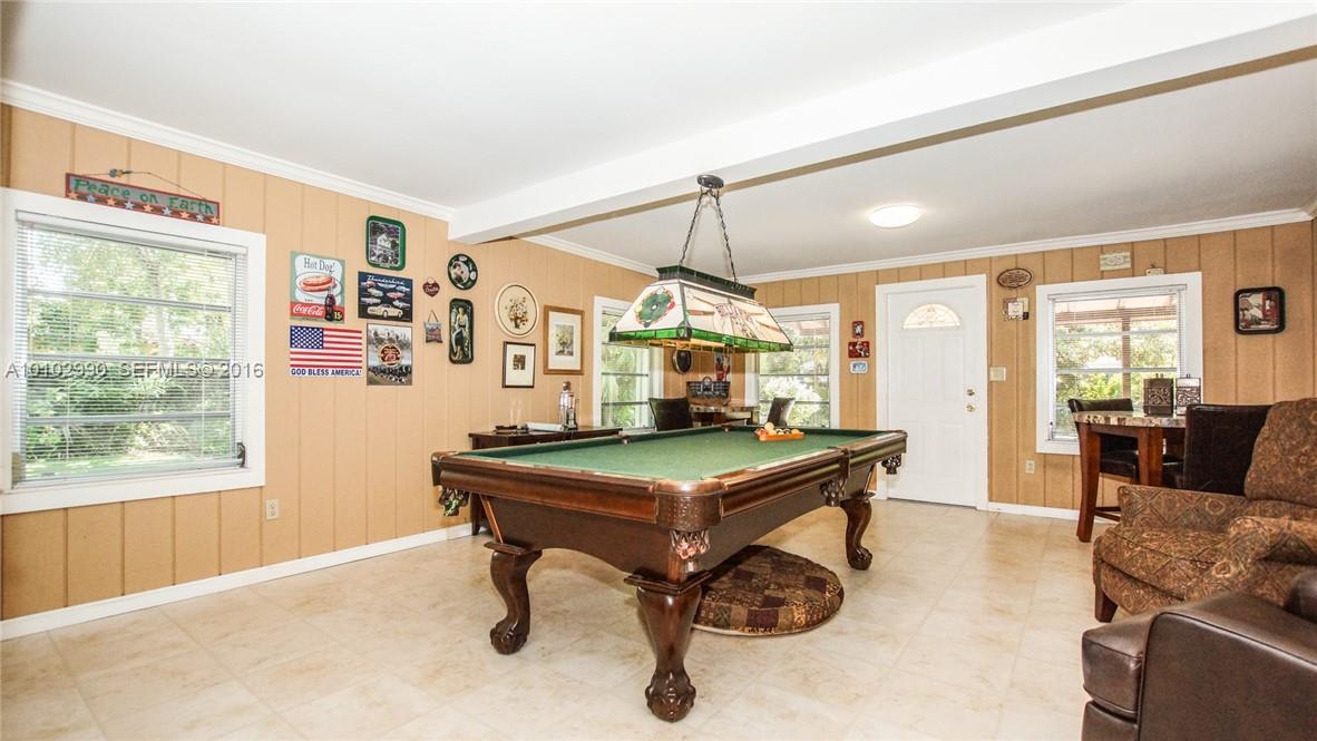 11501 Southwest 107th Court Miami, FL 33176 - Photo 16 of 19