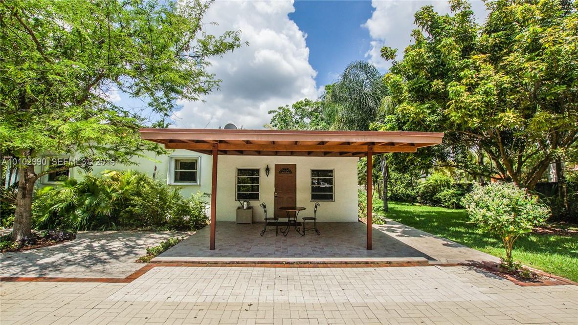 11501 Southwest 107th Court Miami, FL 33176 - Photo 17 of 19