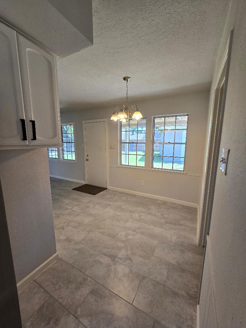 11315 Langdon Lane Houston, TX 77072 - Photo 17 of 40