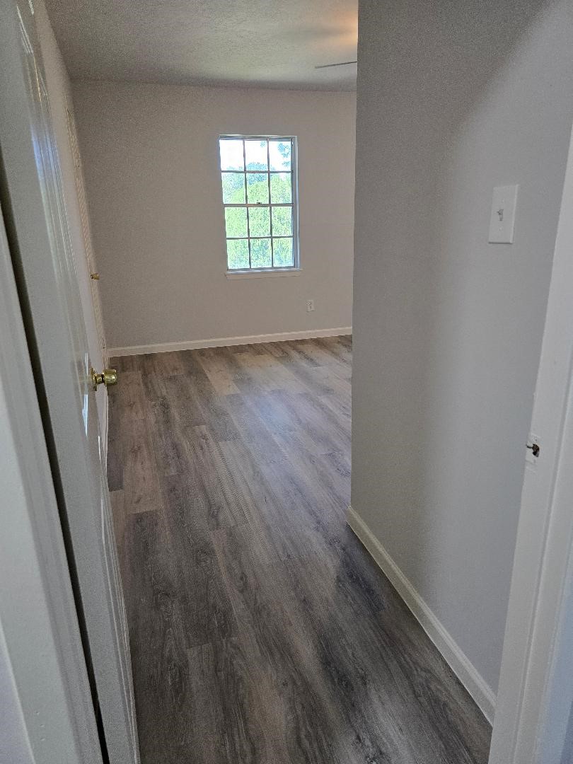 11315 Langdon Lane Houston, TX 77072 - Photo 30 of 40 Entrance to Spacious Secondary Bedroom