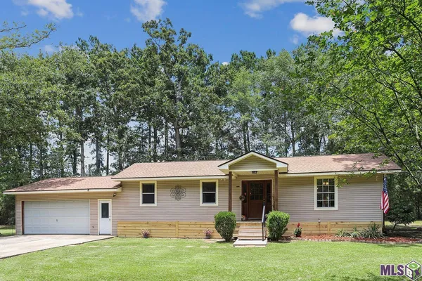 $1,700 | 28081 Charlie Watts, Unit 1, Livingston, LA 70754