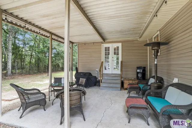 $1,900 | 28081 Charlie Watts, Unit 1, Livingston, LA 70754