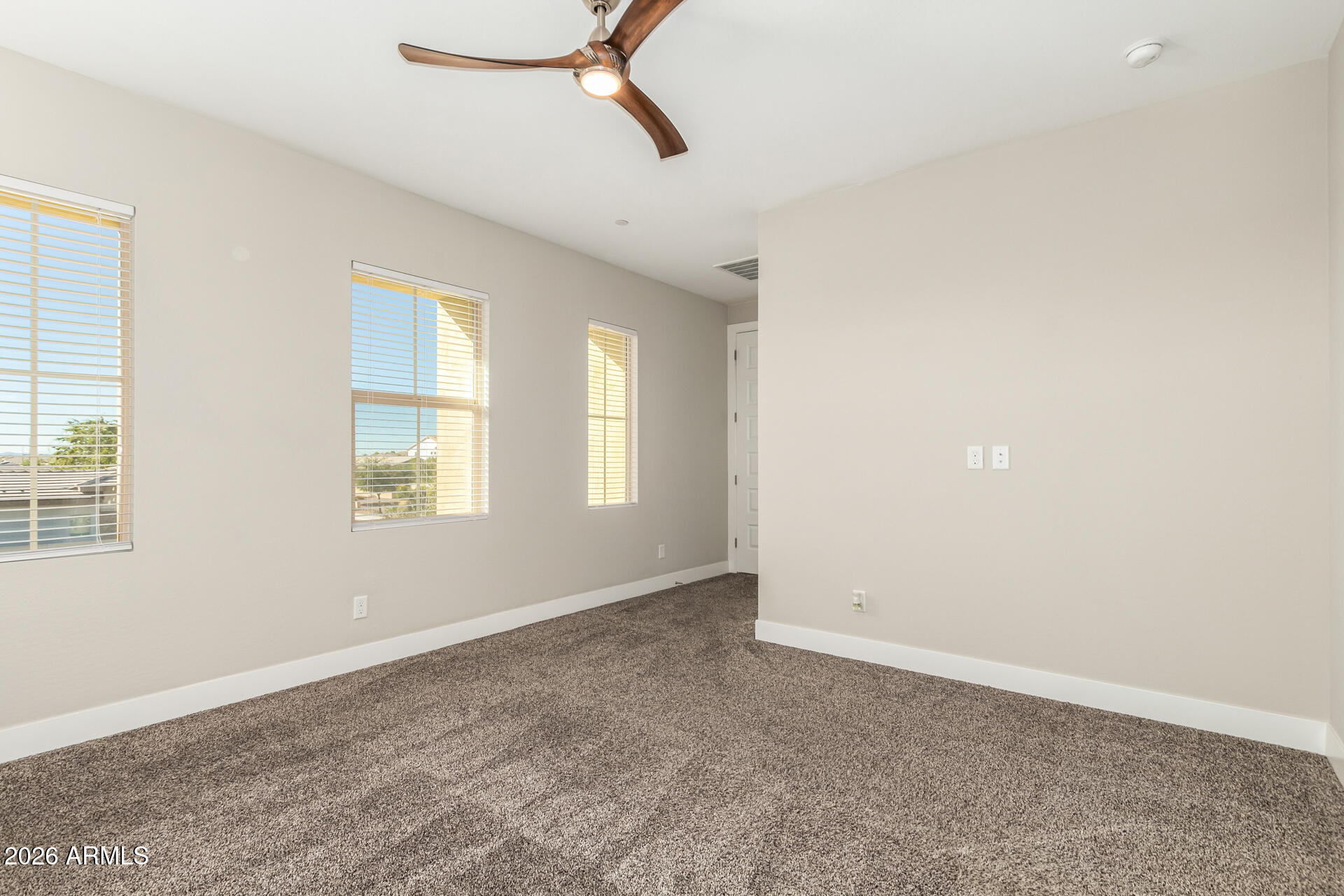 1873 South Follett Way Gilbert, AZ 85295 - Photo 16 of 40 an empty room with windows