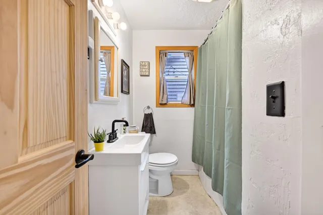 $269,900 | W8753 Ridge Road, Delavan, WI 53115