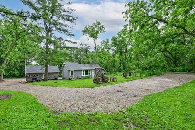 $269,900 | W8753 Ridge Road, Delavan, WI 53115