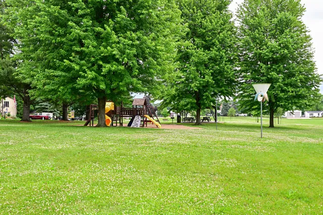 $269,900 | W8753 Ridge Road, Delavan, WI 53115