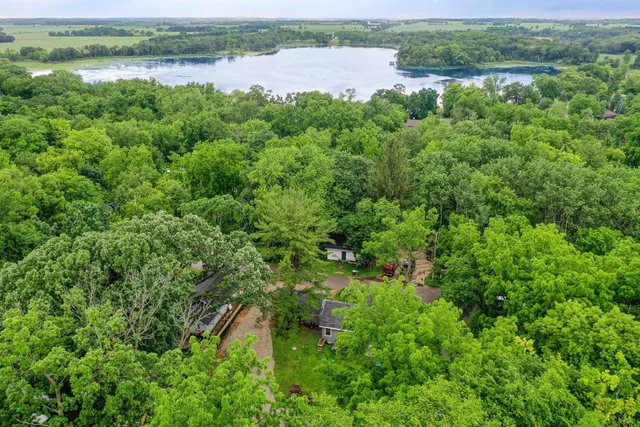 $269,900 | W8753 Ridge Road, Delavan, WI 53115