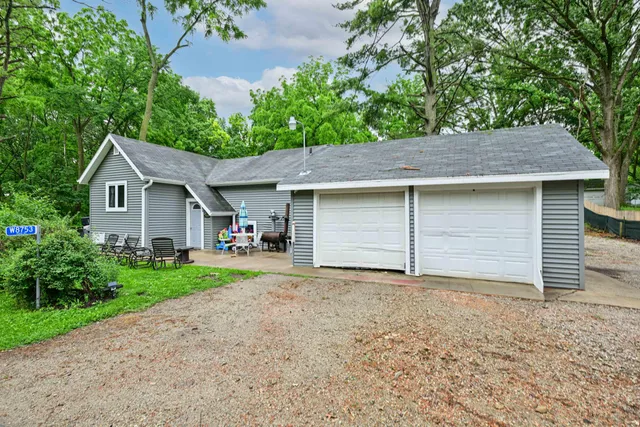 $269,900 | W8753 Ridge Road, Delavan, WI 53115