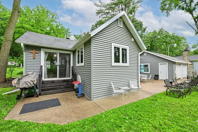 $269,900 | W8753 Ridge Road, Delavan, WI 53115