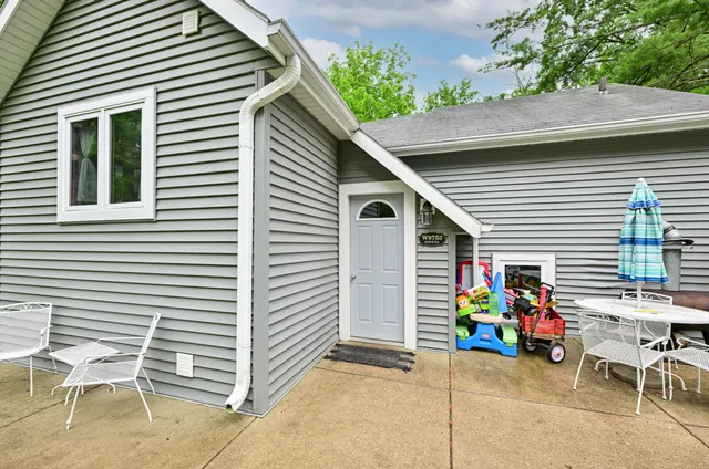 $269,900 | W8753 Ridge Road, Delavan, WI 53115