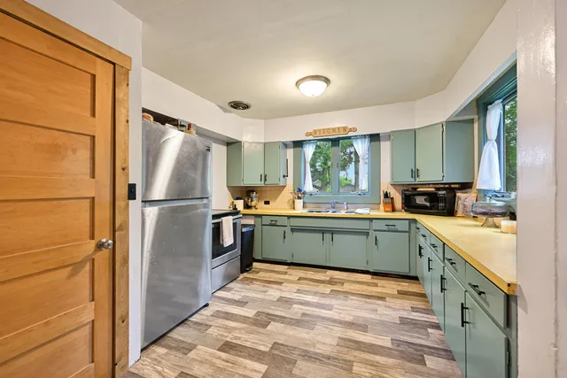 $269,900 | W8753 Ridge Road, Delavan, WI 53115