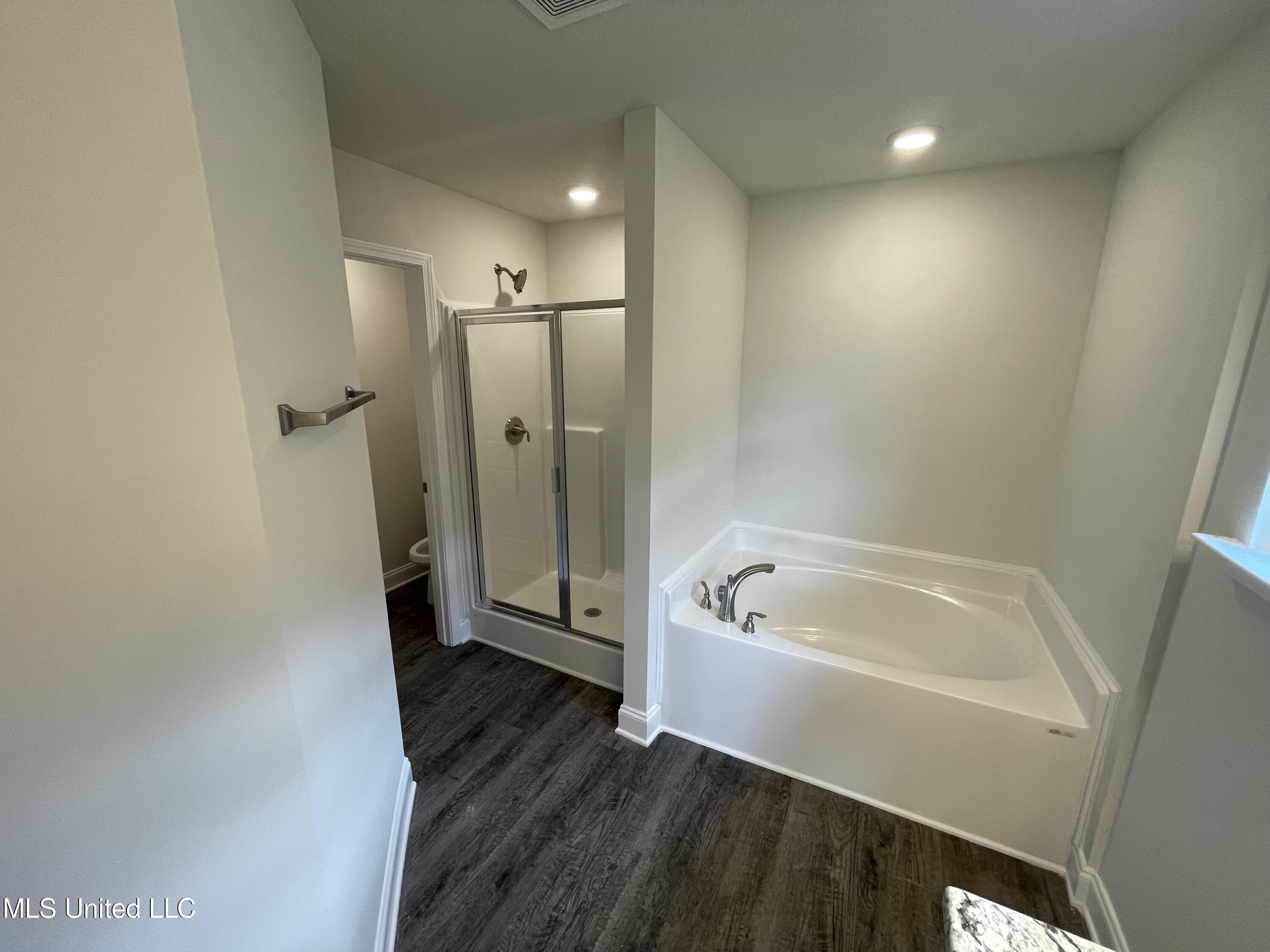 7805 Reece Drive South Southaven, MS 38671 - Photo 7 of 12 IMG_5526 (1)