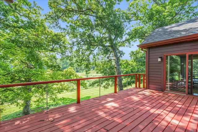 $995,000 | 575 B County Road 2550 North, Mahomet, IL 61853