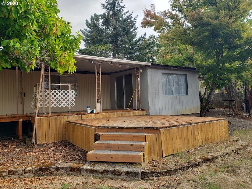 7883 Lookingglass Road Roseburg, OR 97471 - Photo 7 of 27 Gallery Image 7