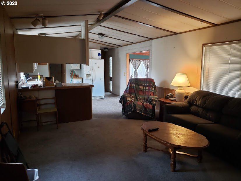 7883 Lookingglass Road Roseburg, OR 97471 - Photo 8 of 27 Gallery Image 8