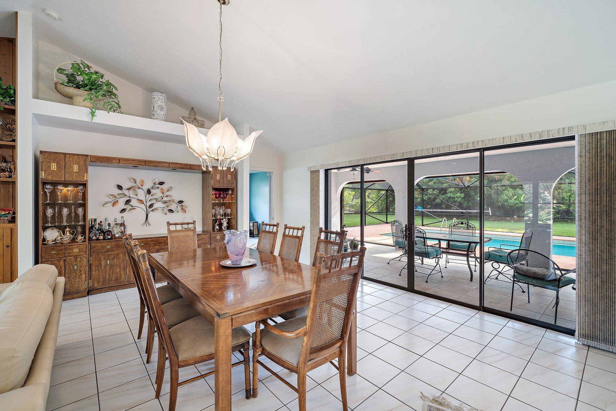 6464 Wood Lake Road Jupiter, FL 33458 - Photo 13 of 60 016-6464WoodLakeRd-Jupiter-FL-SMALL