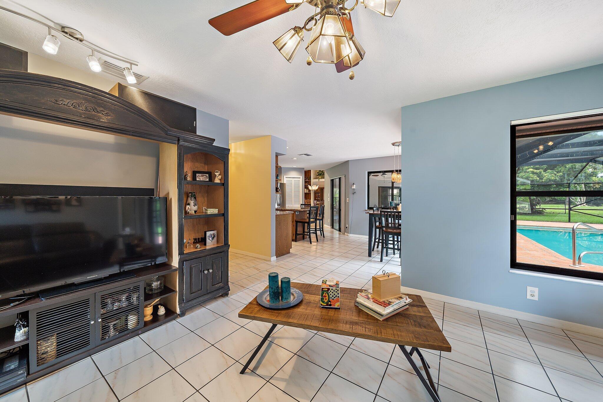 6464 Wood Lake Road Jupiter, FL 33458 - Photo 32 of 60 037-6464WoodLakeRd-Jupiter-FL-SMALL