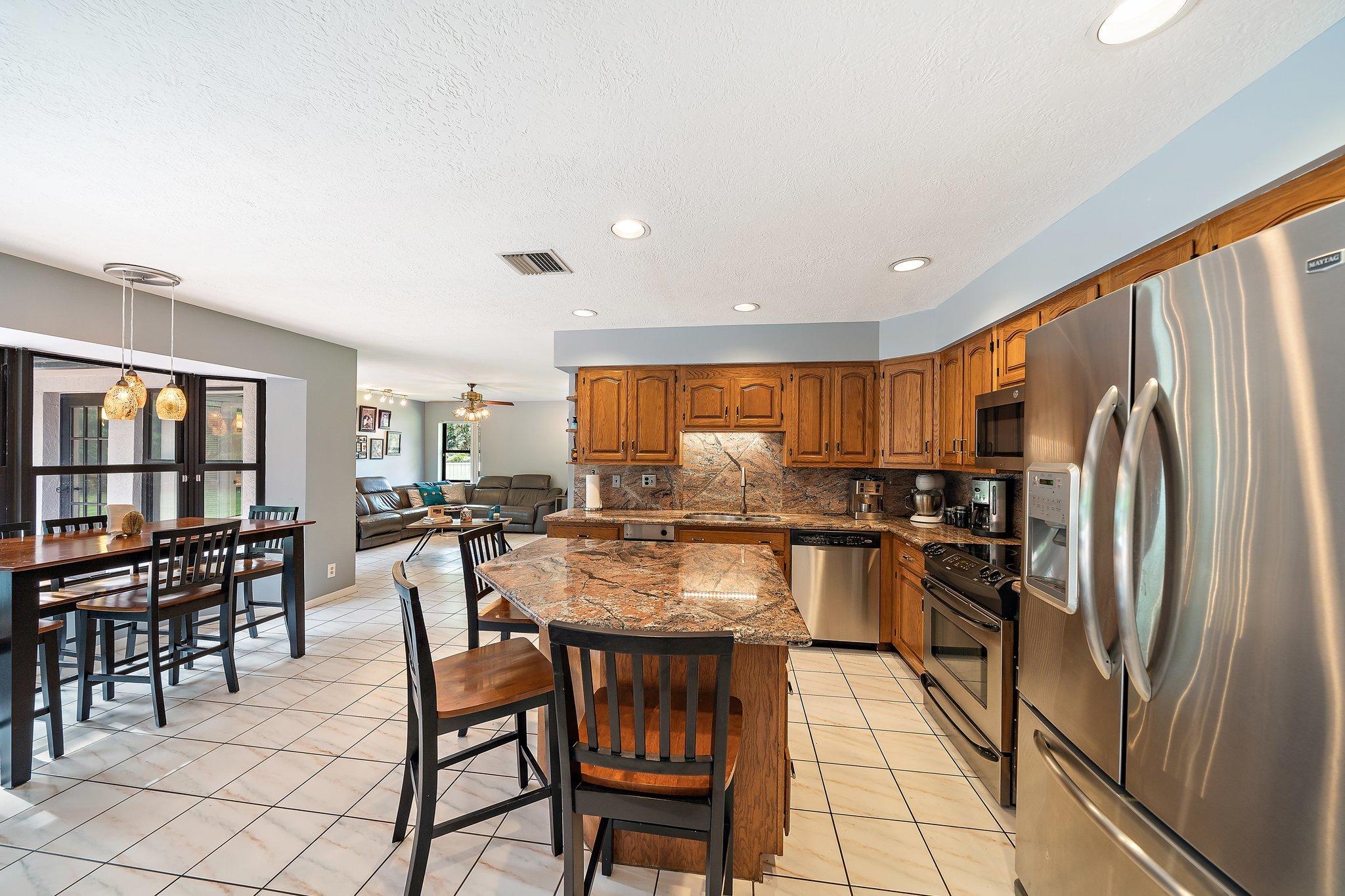 6464 Wood Lake Road Jupiter, FL 33458 - Photo 37 of 60 042-6464WoodLakeRd-Jupiter-FL-SMALL