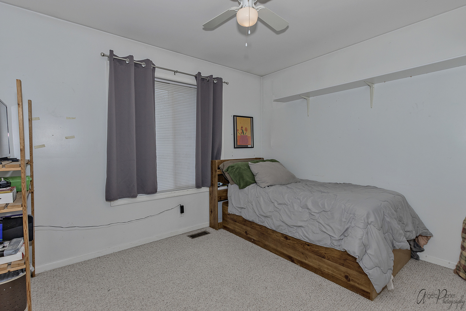 9719 Richardson Road Spring Grove, IL 60081 - Photo 14 of 26 a bedroom with a bed and a window