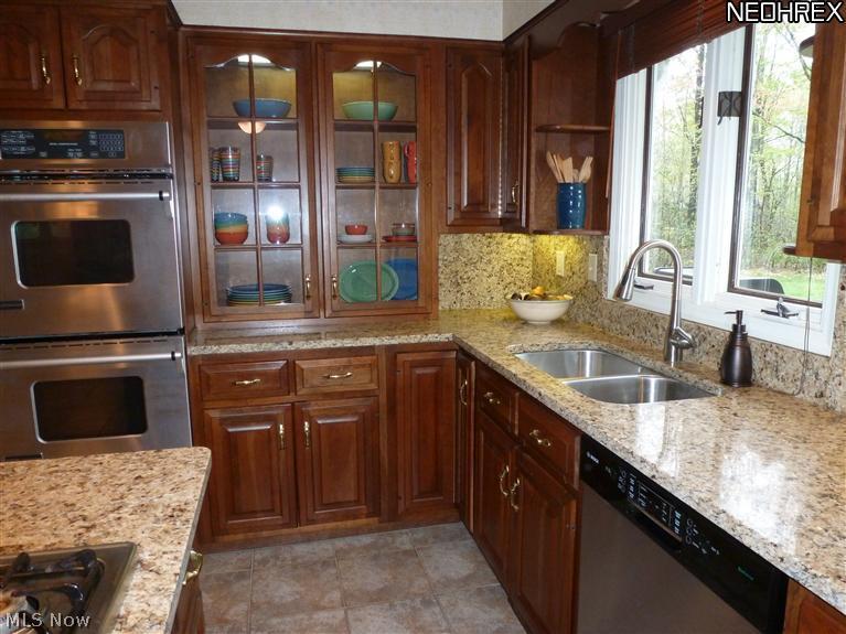 8690 Eagle Road Kirtland, OH 44094 - Photo 10 of 25 Gallery Image 10