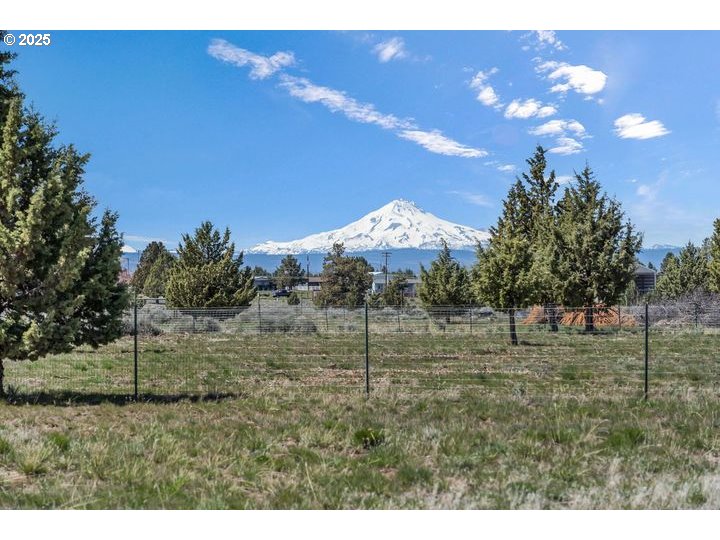 6577 Southwest Shad Road Terrebonne, OR 97760 - Photo 31 of 35 Gallery Image 31