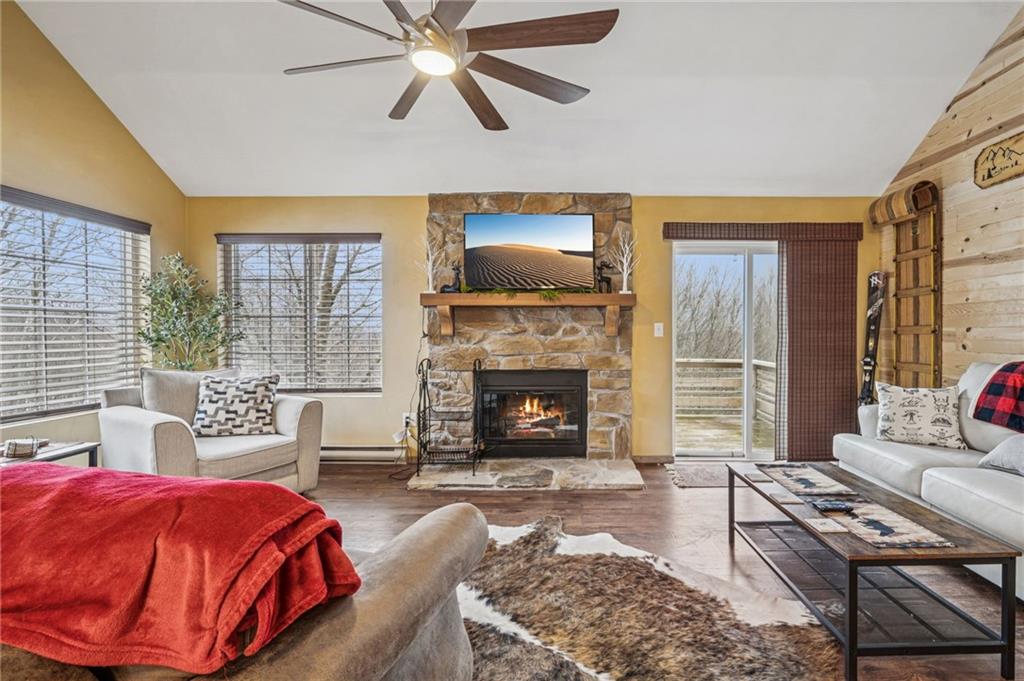 2212 South Ridge Terrace Hidden Valley, PA 15502 - Photo 4 of 35 Gallery Image 4