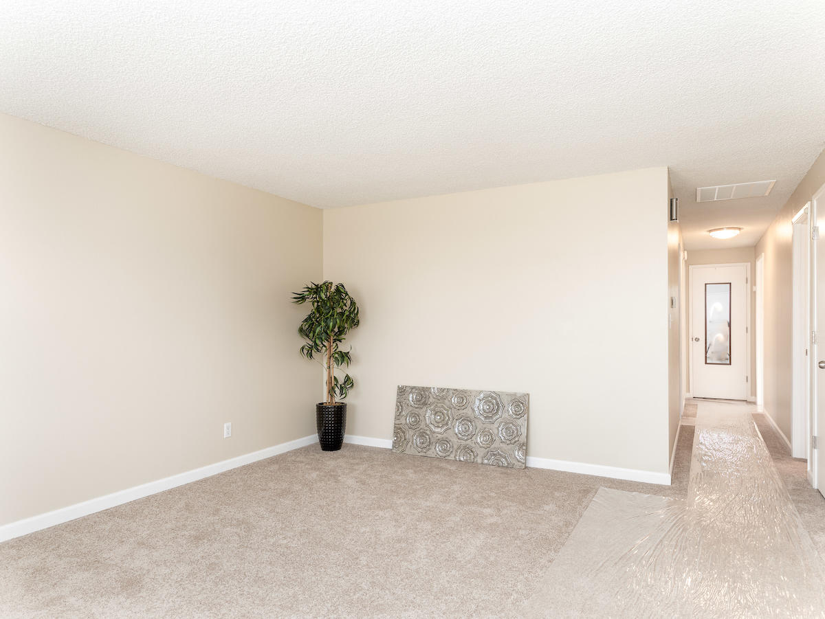 2760 Merriman Road Medford, OR 97501 - Photo 4 of 23 4