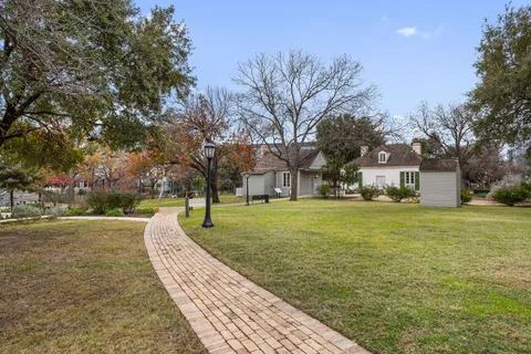 $585,000 | 800 Embassy Drive, Unit 236, Austin, TX 78702