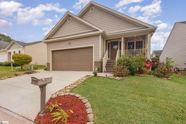 $253,000 | 106 Bradley Drive, Pickens, SC 29671