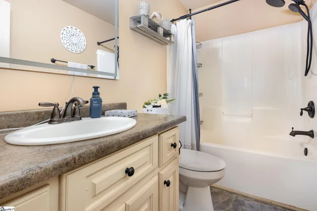 $250,000 | 106 Bradley Drive, Pickens, SC 29671