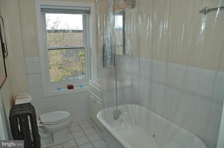 1331 Park Road Northwest Washington, DC 20010 - Photo 14 of 18 Bath #1
