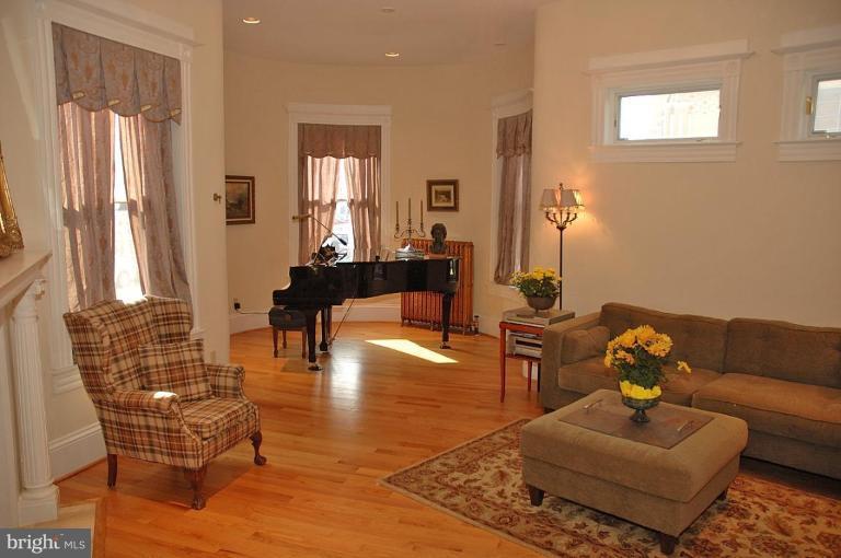 1331 Park Road Northwest Washington, DC 20010 - Photo 5 of 18 Living Room #2