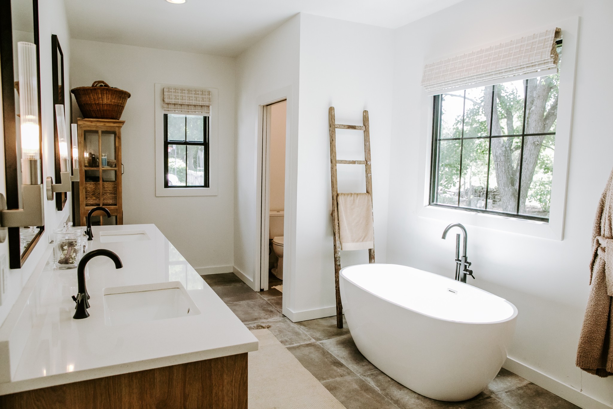 131 Baltusrol Road Franklin, TN 37069 - Photo 24 of 42 a bathroom with a sink and a mirror