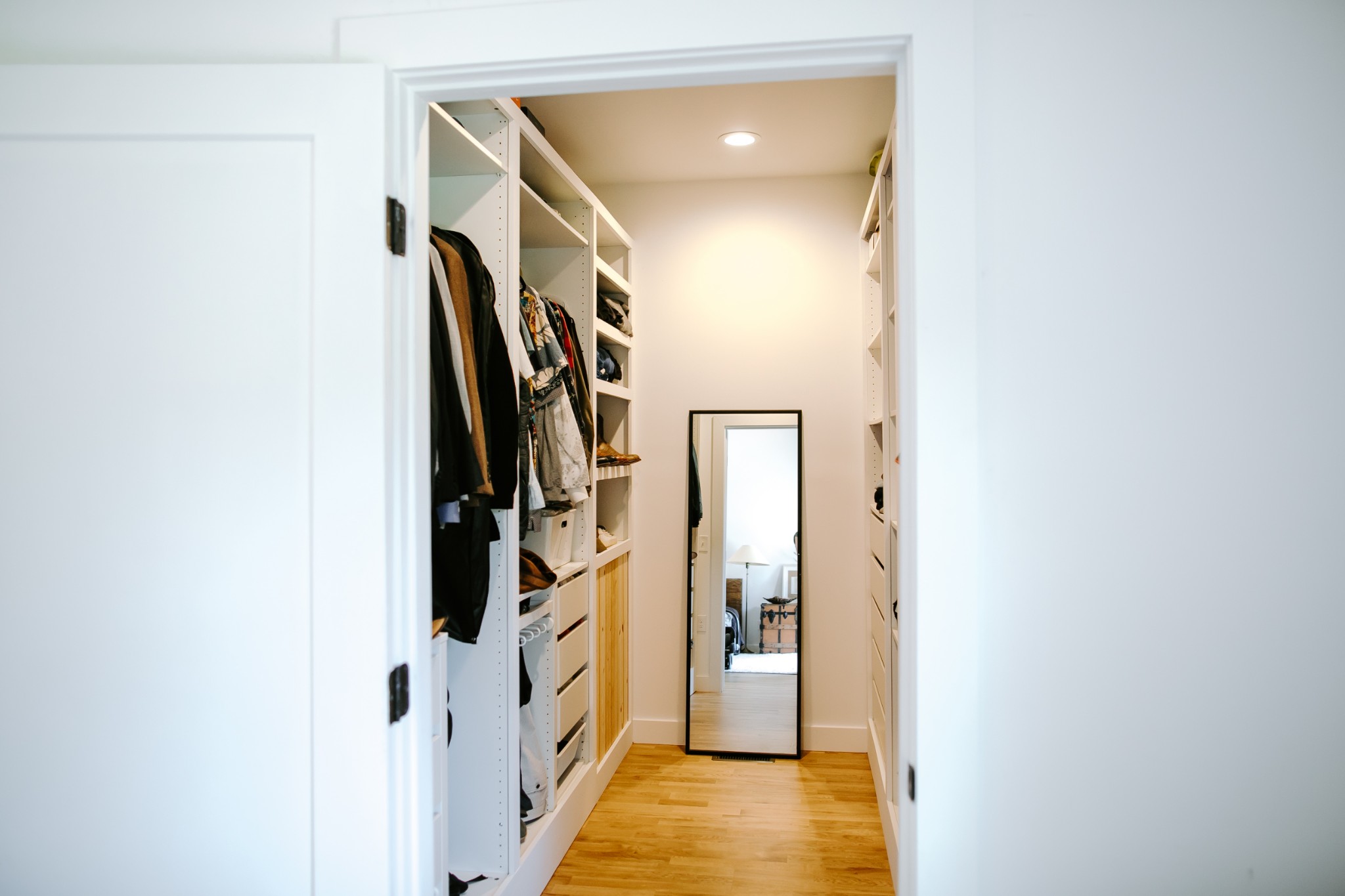 131 Baltusrol Road Franklin, TN 37069 - Photo 26 of 42 a view of a hallway with painted walls