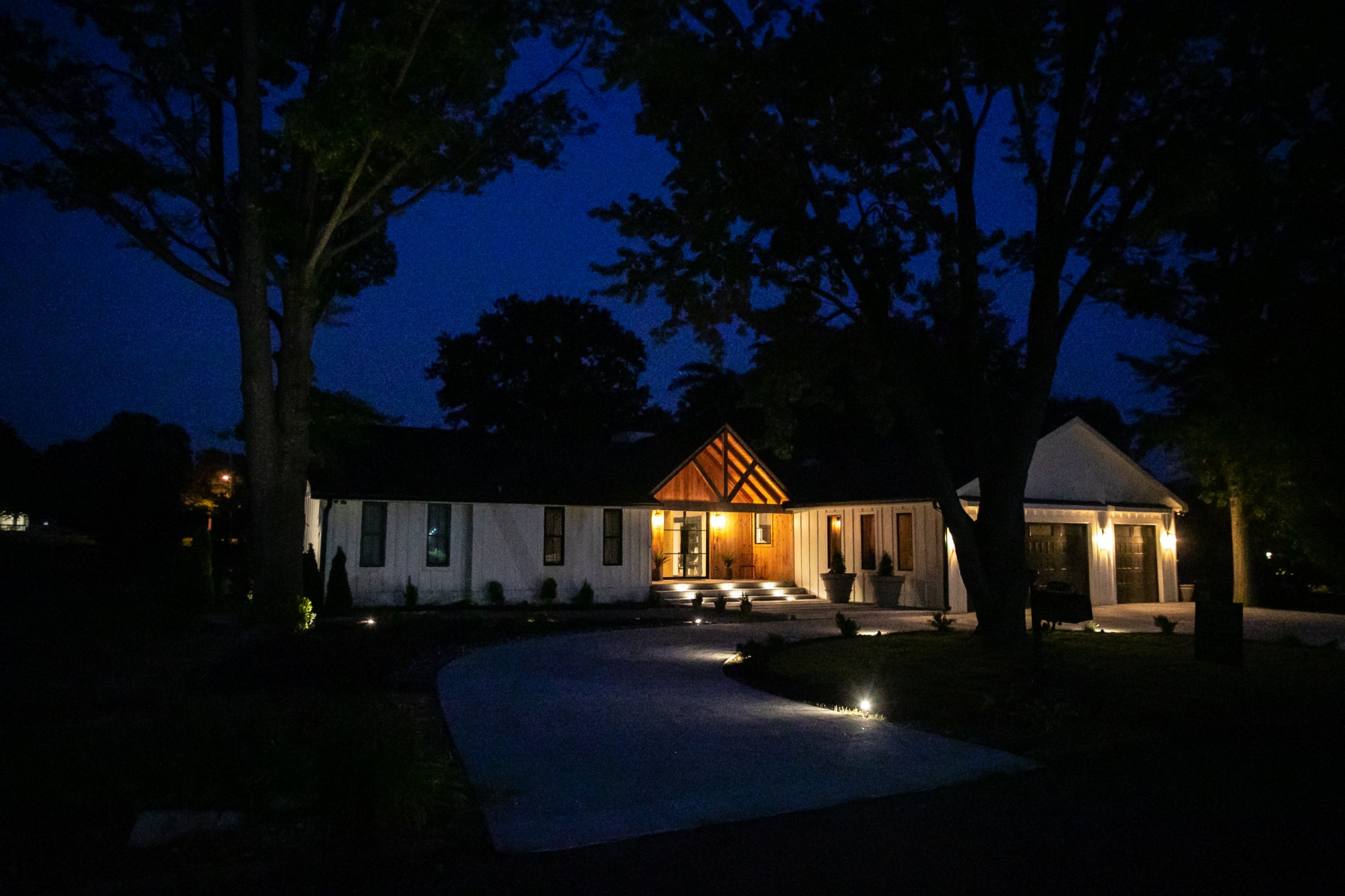131 Baltusrol Road Franklin, TN 37069 - Photo 4 of 42 a view of a porch in front of the house